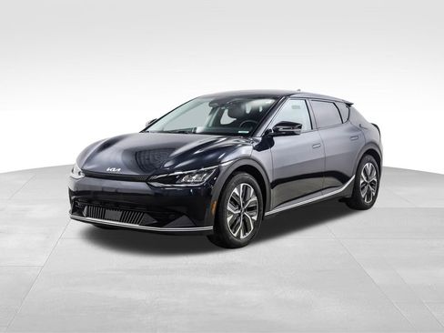 Used 2024 Kia EV6 Light image 1