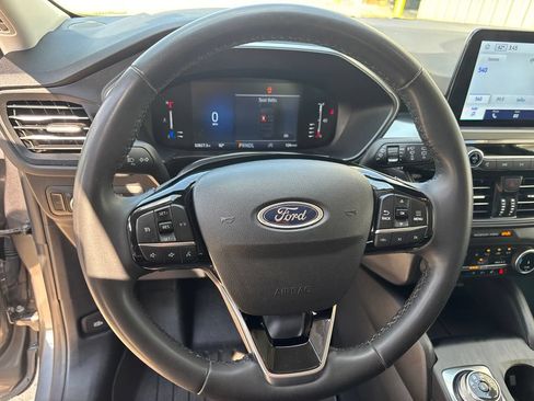 Used 2024 Ford Escape Active AWD/4WD image 14