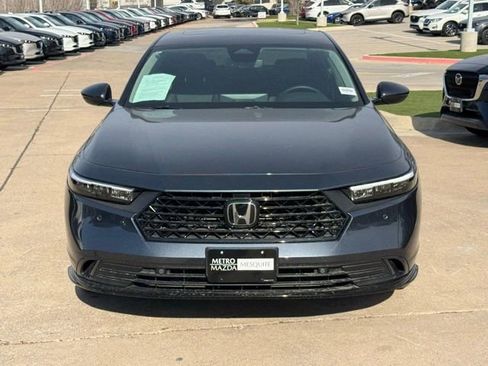 Used 2025 Honda Accord EX-L image 2