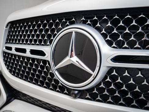 New 2026 Mercedes-Benz GLE 350 4MATIC image 3