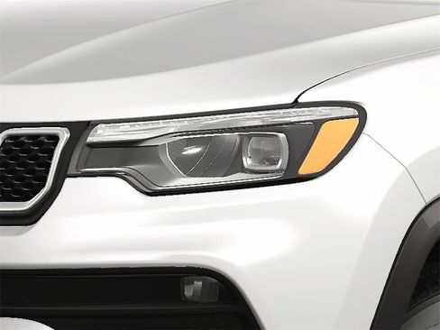 New 2024 Jeep Compass Latitude w/ Sun and Sound Group image 13