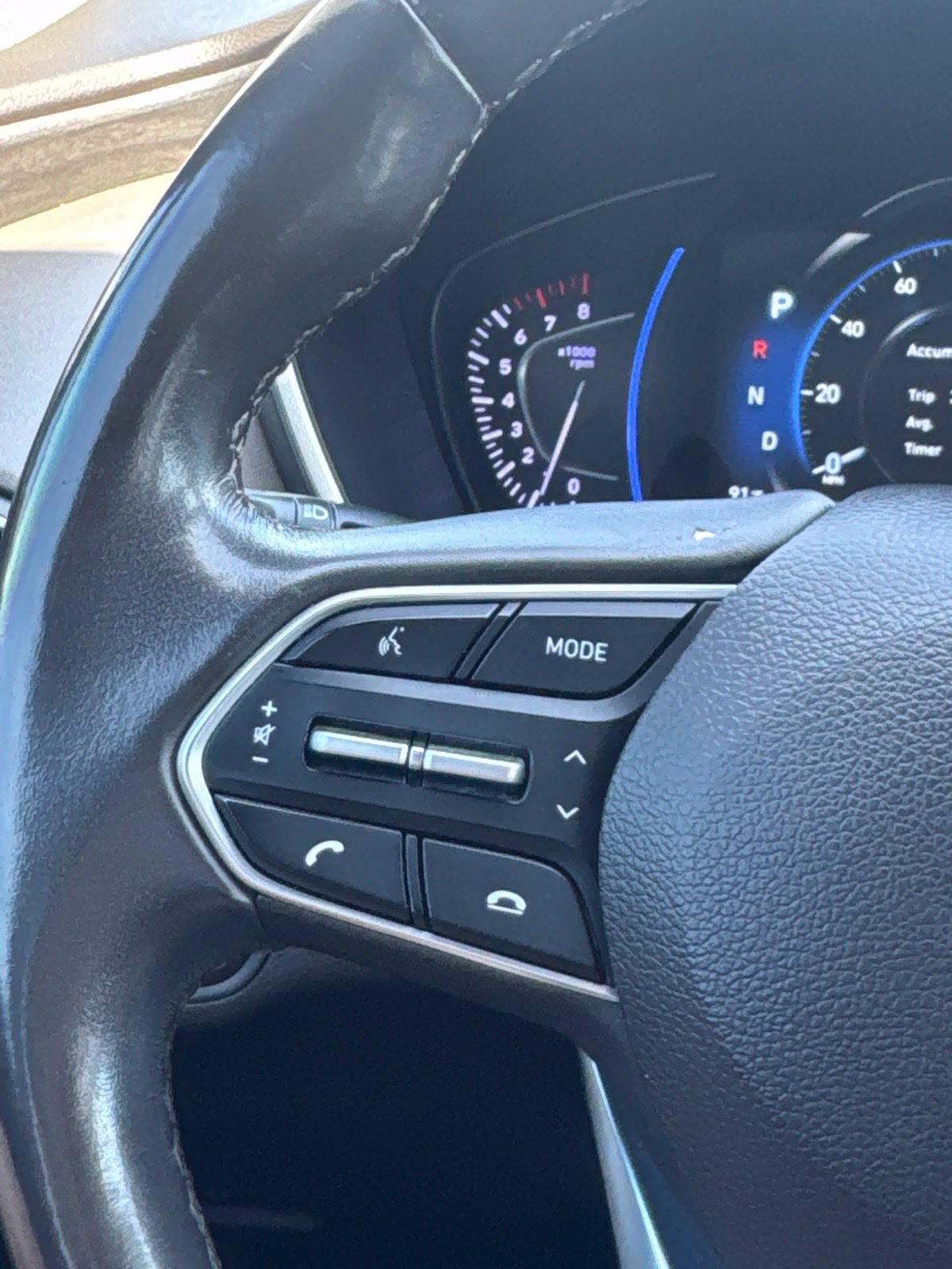 Used 2019 Hyundai Santa Fe FWD image 18