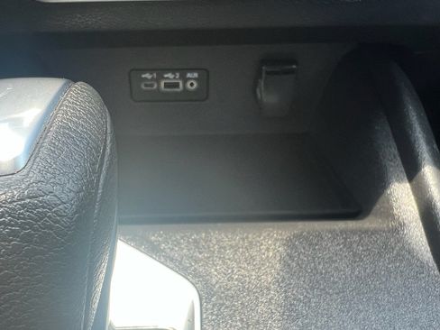 Used 2025 Nissan Altima 2.5 SV FWD image 26