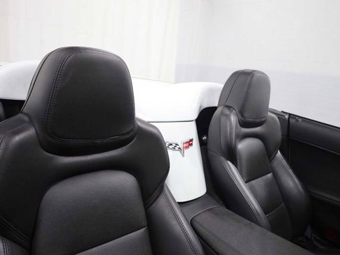 Used 2013 Chevrolet Corvette Grand Sport w/ 3LT Preferred Equipment Group image 20