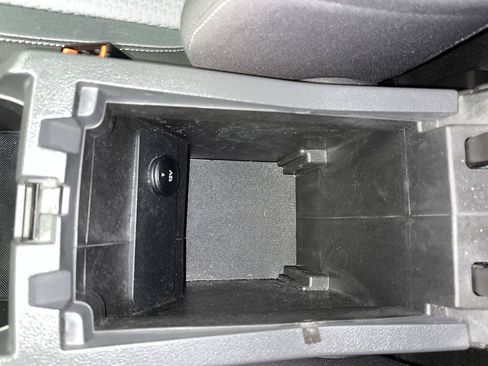 Used 2017 Ford Escape SE FWD image 21