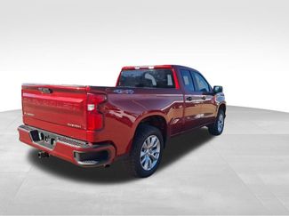 Used 2022 Chevrolet Silverado 1500 Custom w/ Safety Confidence Package video 3