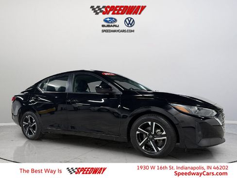 Used 2025 Nissan Sentra SV FWD image 1