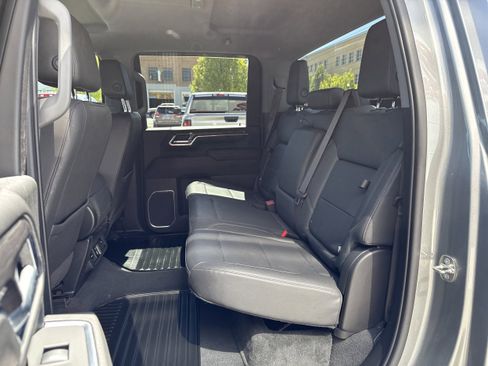 Used 2024 Chevrolet Silverado 2500 LTZ AWD/4WD image 11