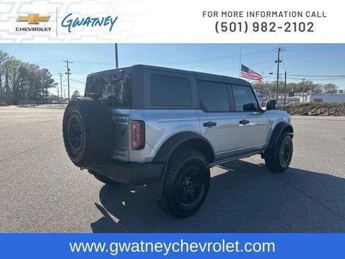 Used 2024 Ford Bronco Wildtrak image 5