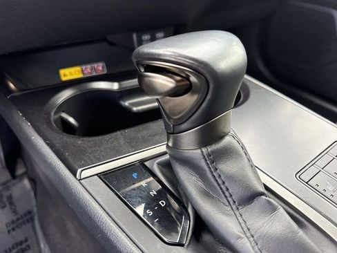 Used 2024 Lexus UX 250h FWD w/ Premium Package image 20