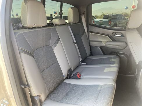 Used 2024 Chevrolet Colorado ZR2 w/ Technology Package AWD/4WD image 28