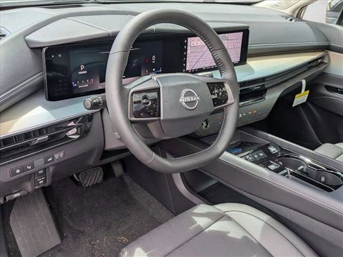 New 2026 Nissan Murano Platinum AWD/4WD image 3