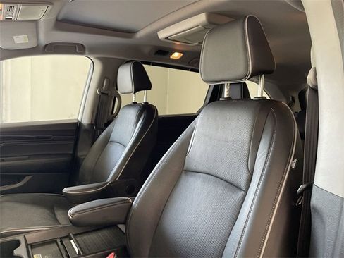 Used 2023 Honda Odyssey Elite image 22
