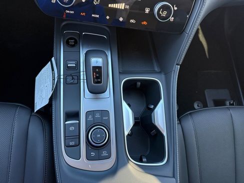 Certified 2026 INFINITI QX60 Luxe w/ Family Package image 2