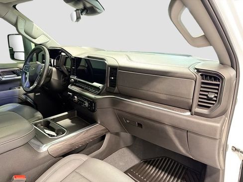Certified 2025 Chevrolet Silverado 2500 LTZ w/ Trail Boss Package AWD/4WD image 25