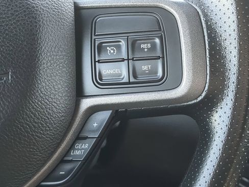 Used 2021 RAM 5500 Tradesman w/ Chrome Appearance Group image 21