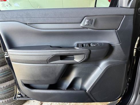 Used 2025 Ford Ranger Raptor AWD/4WD image 30