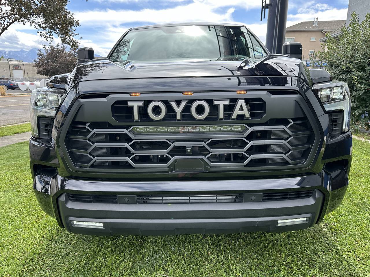 Used 2025 Toyota Sequoia TRD Pro AWD/4WD image 14