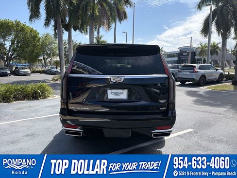 Used 2024 Cadillac Escalade Premium Luxury AWD/4WD image 8