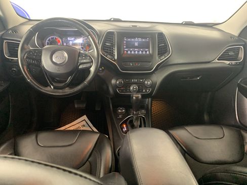 Used 2019 Jeep Cherokee Latitude Plus AWD/4WD image 33
