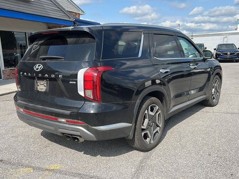 Used 2023 Hyundai Palisade Limited w/ Cargo Package AWD/4WD image 5