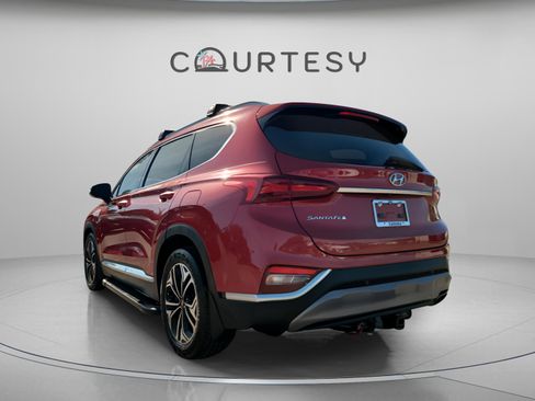 Used 2019 Hyundai Santa Fe Ultimate image 2