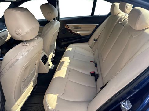 Used 2018 BMW 330i xDrive Sedan AWD/4WD image 13