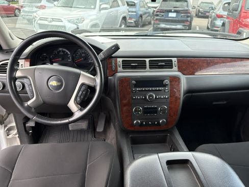 Used 2013 Chevrolet Suburban LT AWD/4WD image 14