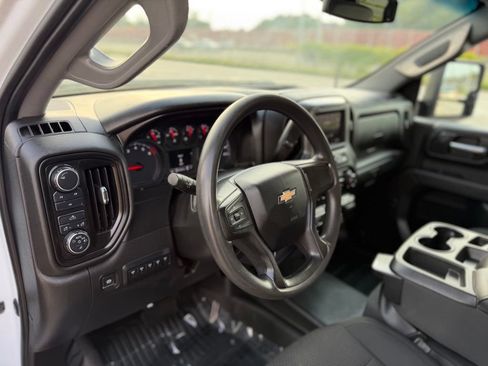 Used 2020 Chevrolet Silverado 2500 W/T w/ WT Convenience Package AWD/4WD image 43