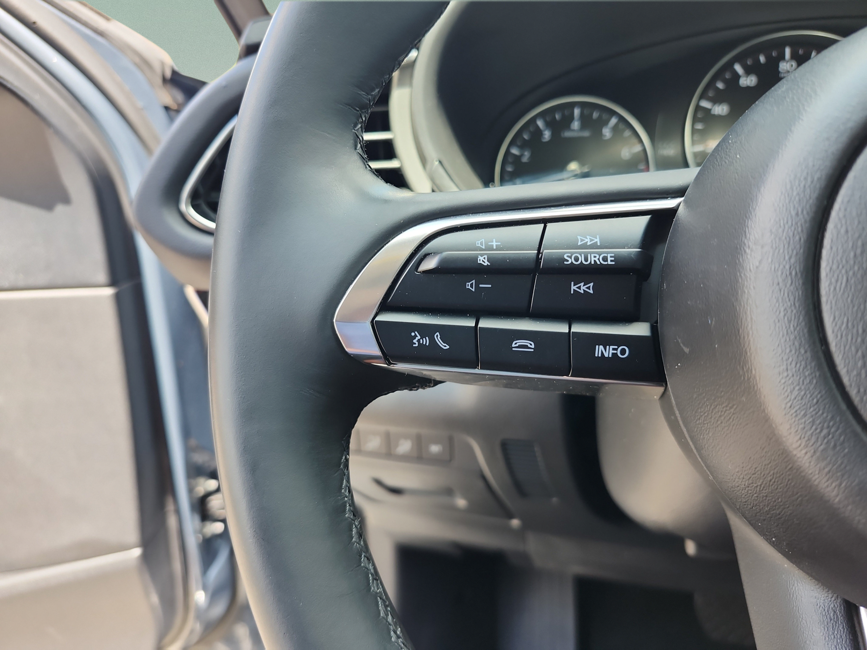 Used 2024 MAZDA CX-30 AWD 2.5 S w/ Preferred Package image 13