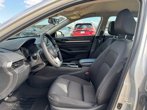 Used 2021 Nissan Altima 2.5 SV image 10