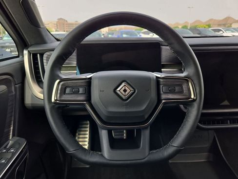 Used 2023 Rivian R1S Adventure AWD/4WD image 20