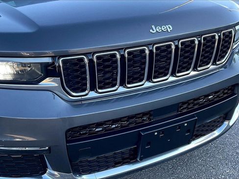 Used 2022 Jeep Grand Cherokee L Limited image 28