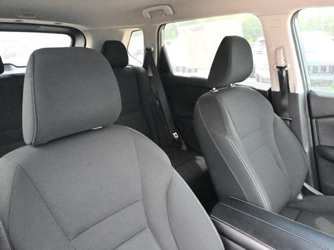 Used 2024 Nissan Rogue S AWD/4WD image 28