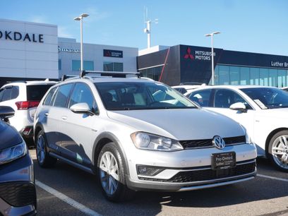 Used 2017 Volkswagen Golf Alltrack SE