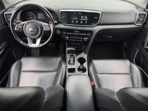 Used 2022 Kia Sportage EX image 11