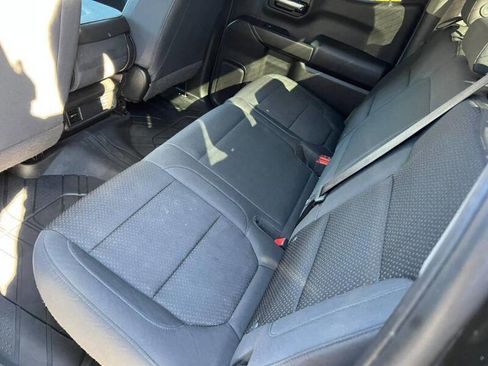 Used 2020 Chevrolet Silverado 1500 Custom w/ Custom Value Package image 13