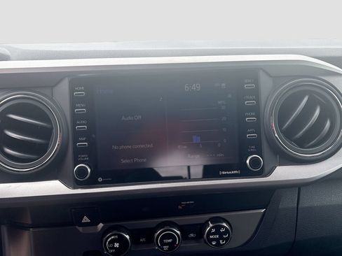 Used 2020 Toyota Tacoma SR5 RWD image 14