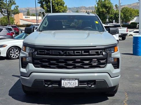 Certified 2025 Chevrolet Silverado 1500 Custom RWD image 2