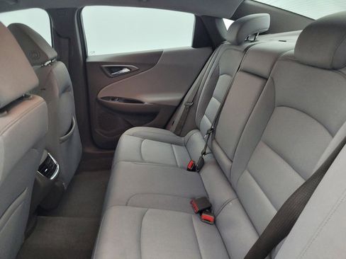 Used 2022 Chevrolet Malibu LT FWD image 18