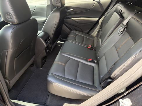 Used 2023 Chevrolet Equinox Premier FWD image 22
