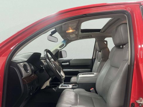 Used 2014 Toyota Tundra Limited w/ Limited Premium Package image 12