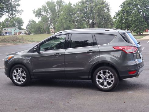Used 2015 Ford Escape Titanium w/ Equipment Group 301A AWD/4WD image 8