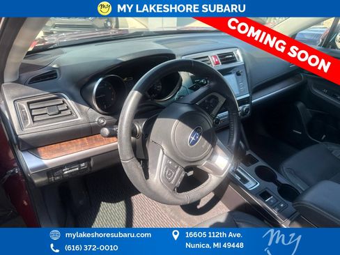 Used 2017 Subaru Outback 2.5i Limited AWD/4WD image 12