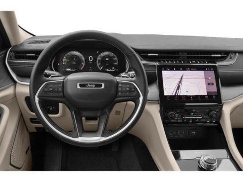 Certified 2021 Jeep Grand Cherokee L Limited AWD/4WD image 7