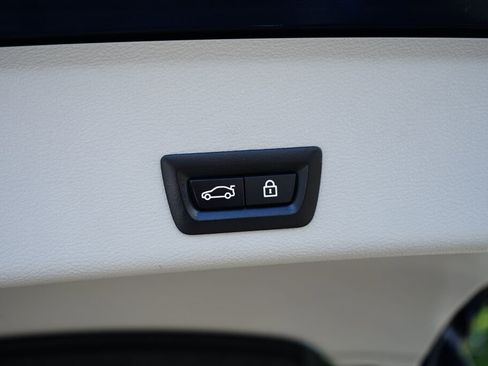 Used 2015 BMW X4 xDrive28i image 11