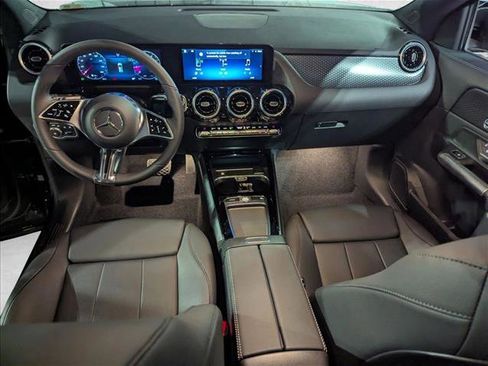 Used 2025 Mercedes-Benz GLA 250 image 14