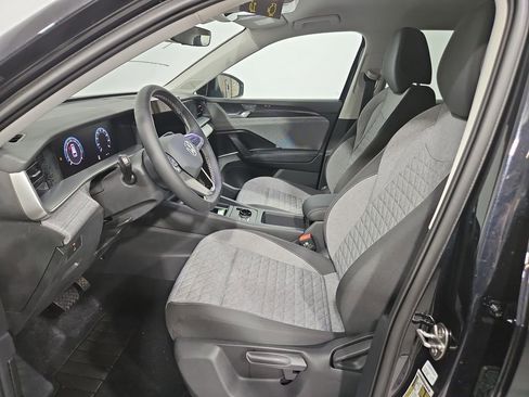 New 2025 Volkswagen Tiguan S image 9