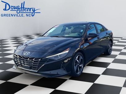 Used 2023 Hyundai Elantra SEL w/ Convenience Package