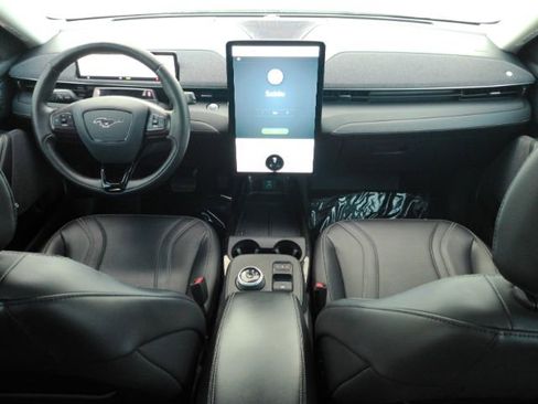 Used 2021 Ford Mustang Mach-E Premium image 3